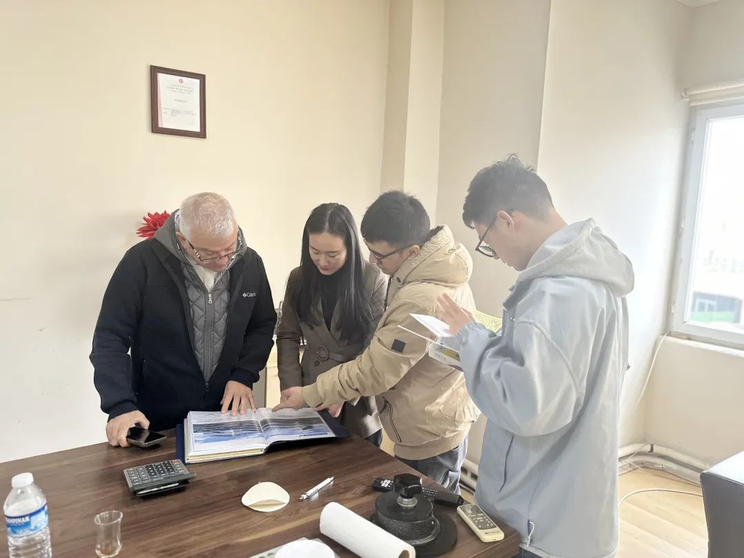 利澳国际注册科技党支部持续推动主题教育扎实有效开展